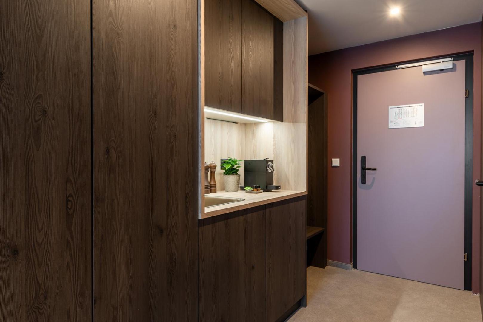 Hotel Novapart Stay Smart เวลส์ ภายนอก รูปภาพ